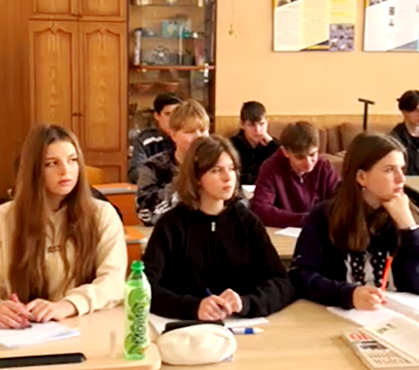 Учні Бережанського ліцею.png